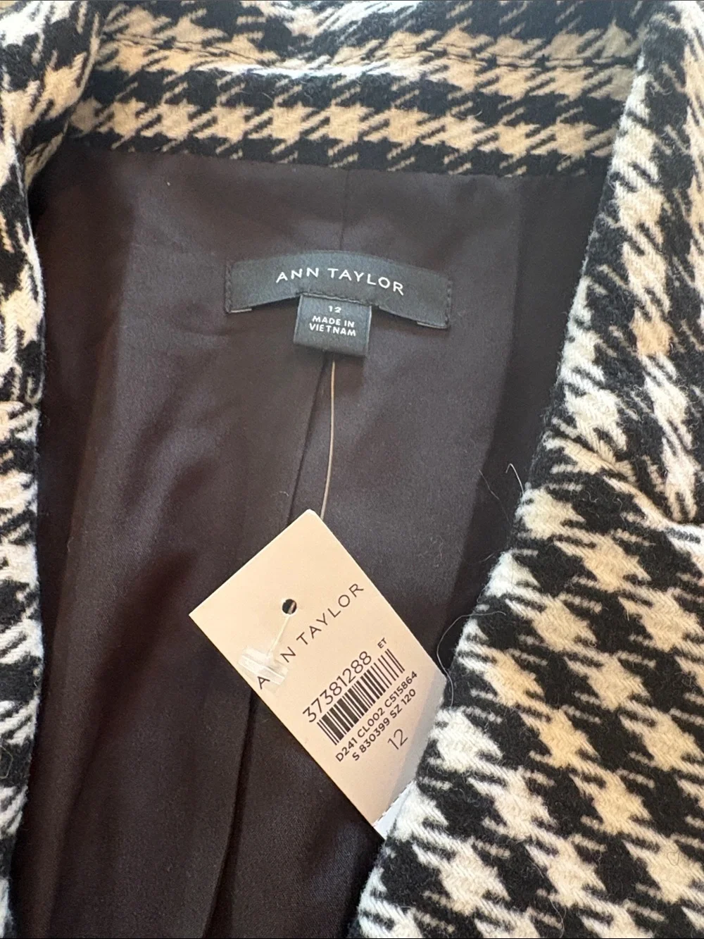 Ann Taylor Black and White Houndstooth Blazer